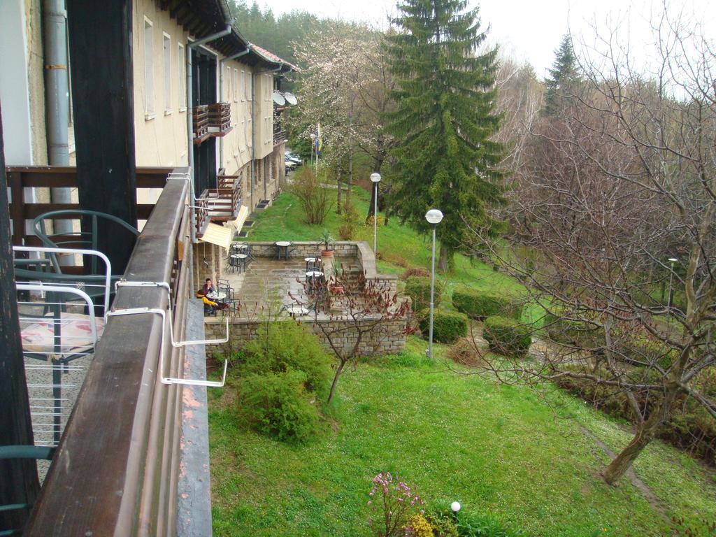 Балнеохотел "Люляци" Vrabtsite Exterior photo